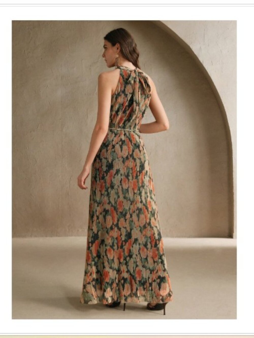Women's Floral Print Sleeveless Dress - Picture 3 of 5